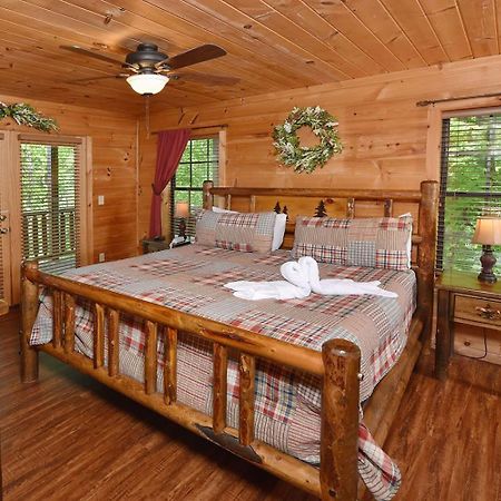 My Runaway Wagon Retreat Sevierville Extérieur photo